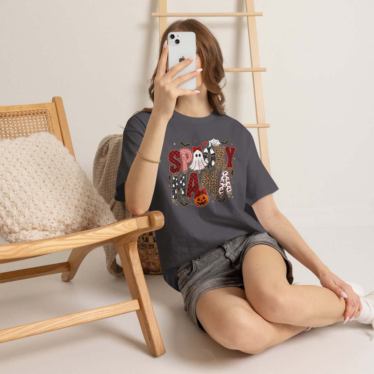 Spooky Mama Halloween Tee