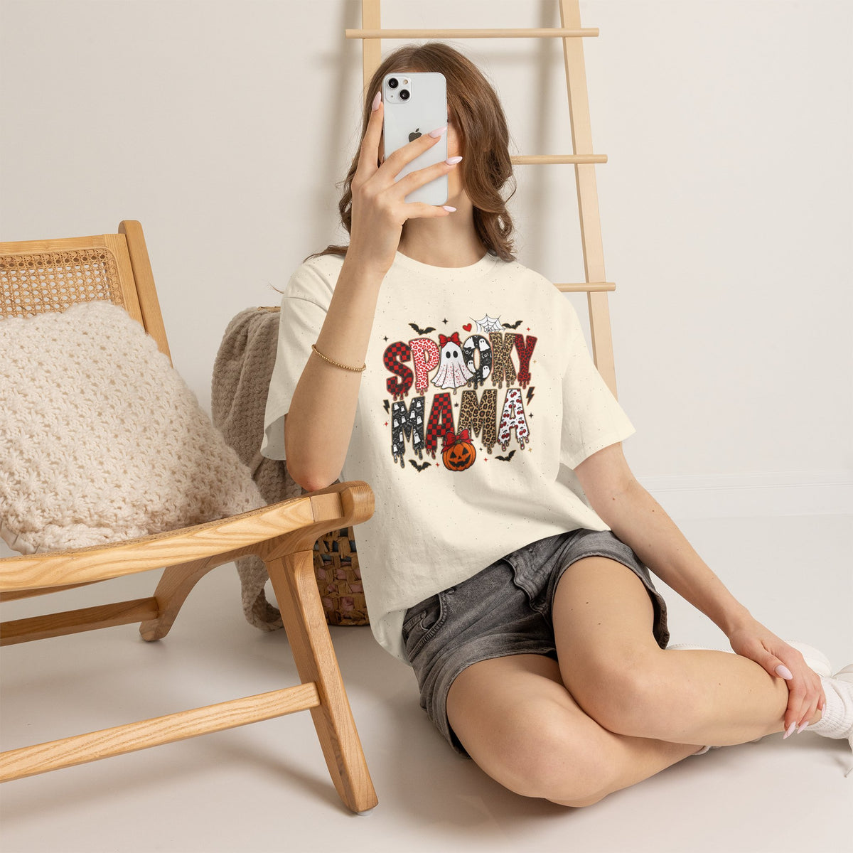 Spooky Mama Halloween Tee